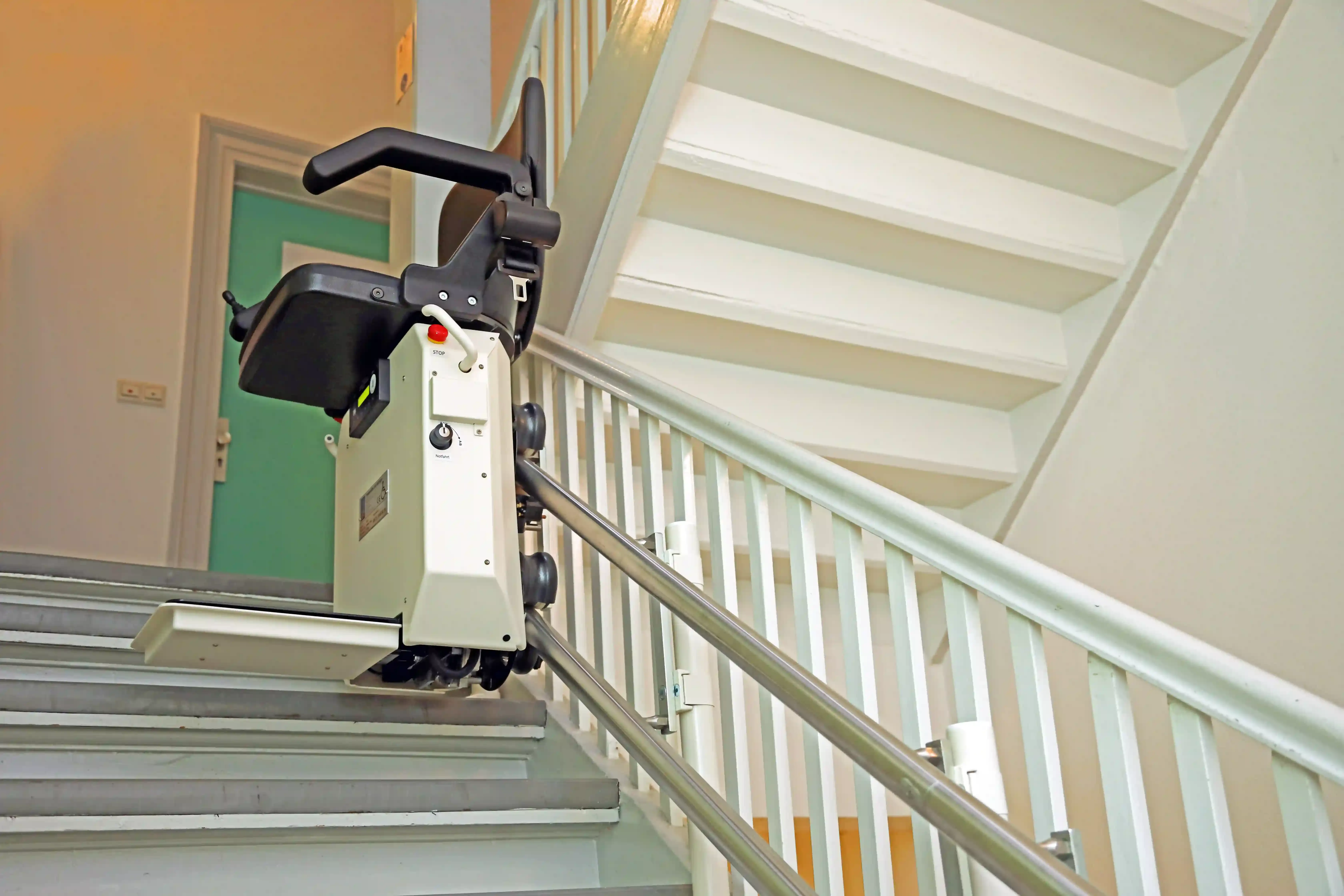 Image installateur monte escalier 4 monte escalier mobilite
