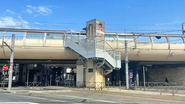 Monte Escalier Mobilité Installateur monte escalier Cenon