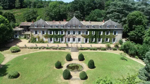 Monte Escalier Mobilité Installateur monte escalier Charbonnières-les-Bains