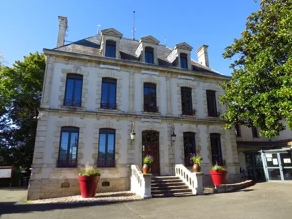 Monte Escalier Mobilité Installateur monte escalier La Crèche