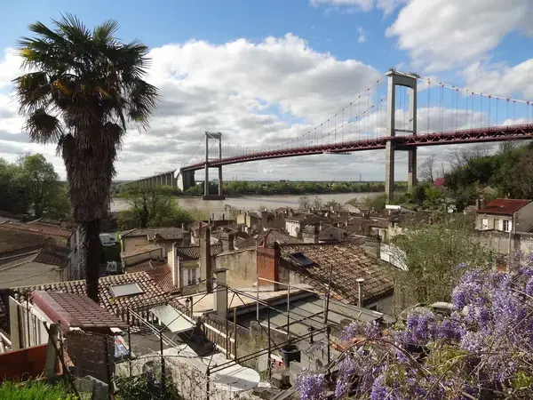 Monte Escalier Mobilité Installateur monte escalier Lormont