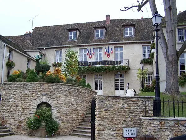 Monte Escalier Mobilité Installateur monte escalier Montfort-l'Amaury