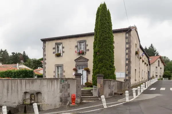 Monte Escalier Mobilité Installateur monte escalier Orcines