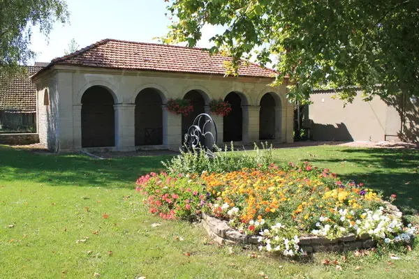 Monte Escalier Mobilité Installateur monte escalier Ouges