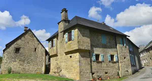 Monte Escalier Mobilité Installateur monte escalier Pradines
