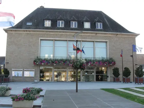Monte Escalier Mobilité Installateur monte escalier Saint-Hilaire-du-Harcouët