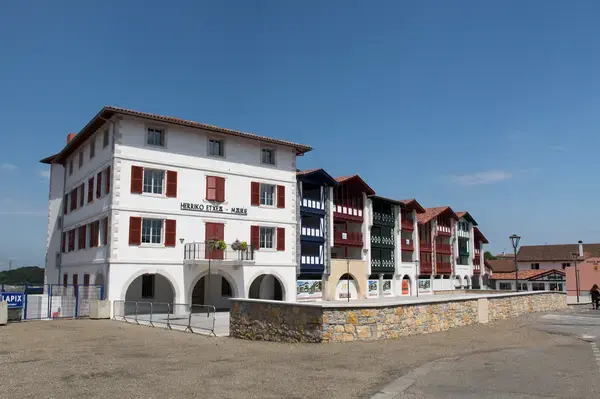 Monte Escalier Mobilité Installateur monte escalier Saint-Pierre-d'Irube