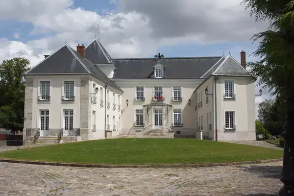 Monte Escalier Mobilité Installateur monte escalier Verneuil-l'Étang